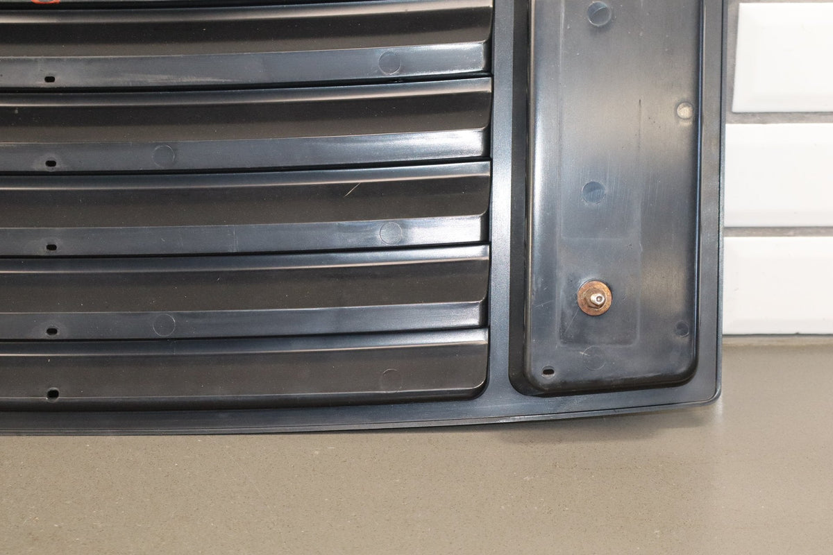 2003-2009 Hummer H2 Upper Hood Grille W/ Chrome Handles - Weathered Handles