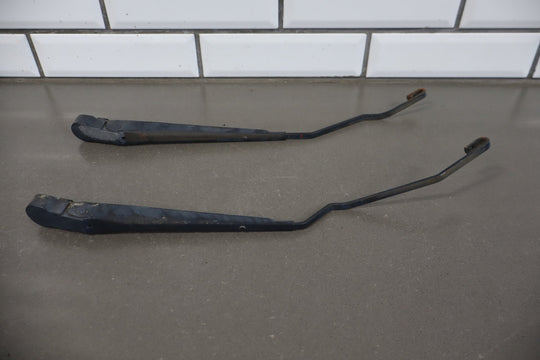 2003 - 2009 Hummer H2 - Wiper Arm Pair