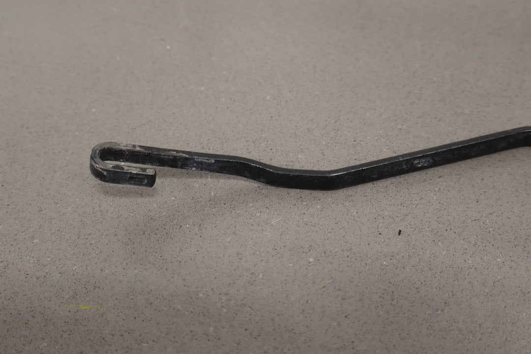 2003 - 2009 Hummer H2 - Wiper Arm Pair