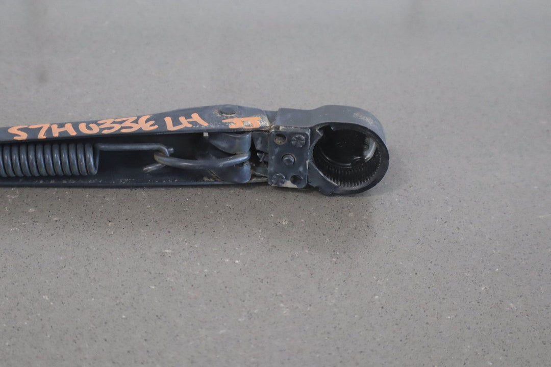 2003 - 2009 Hummer H2 - Wiper Arm Pair