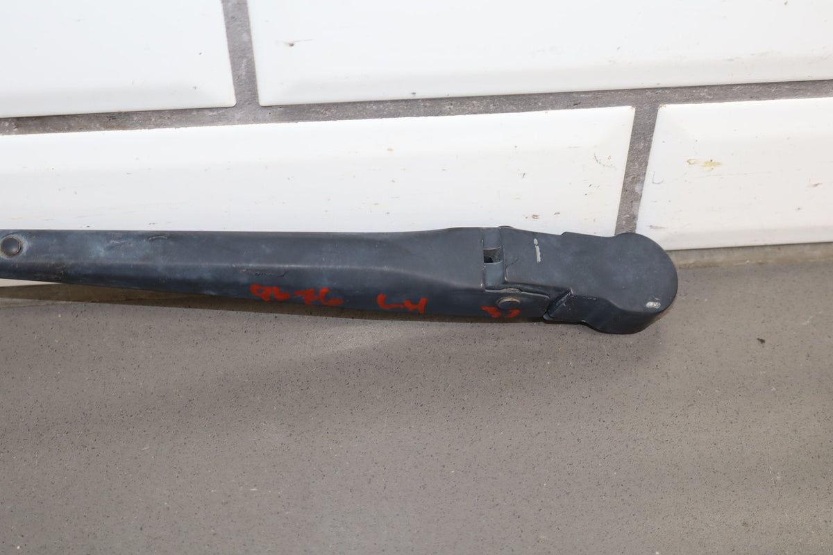 2003-2009 Hummer H2- Wiper Arm Pair