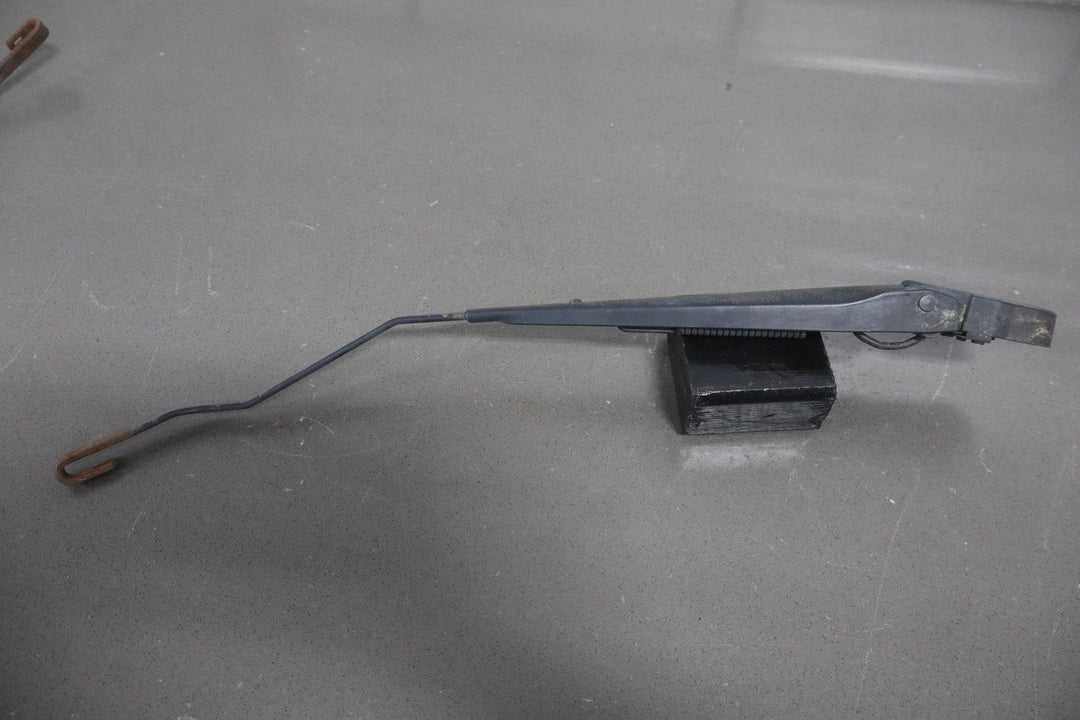 2003 - 2009 Hummer H2 - Wiper Arm Pair