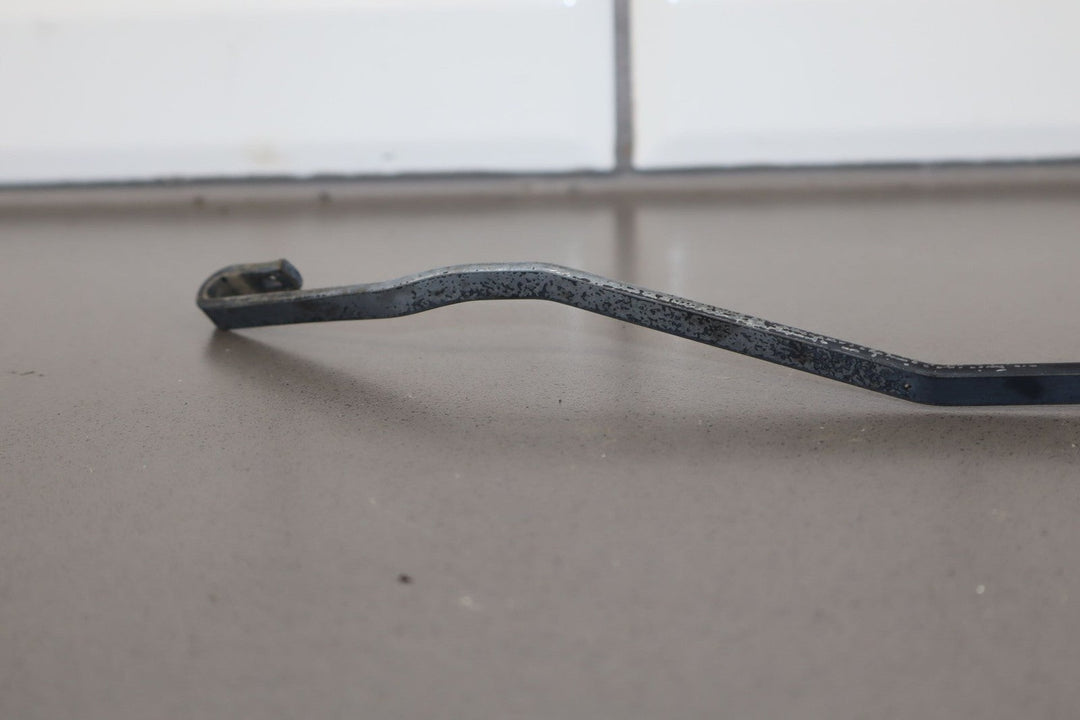 2003 - 2009 Hummer H2 - Wiper Arm Pair