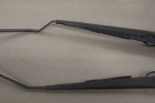 2003 - 2009 Hummer H2 - Wiper Arm Pair