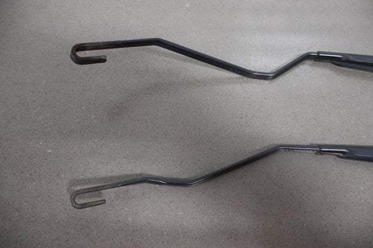 2003 - 2009 Hummer H2 - Wiper Arm Pair