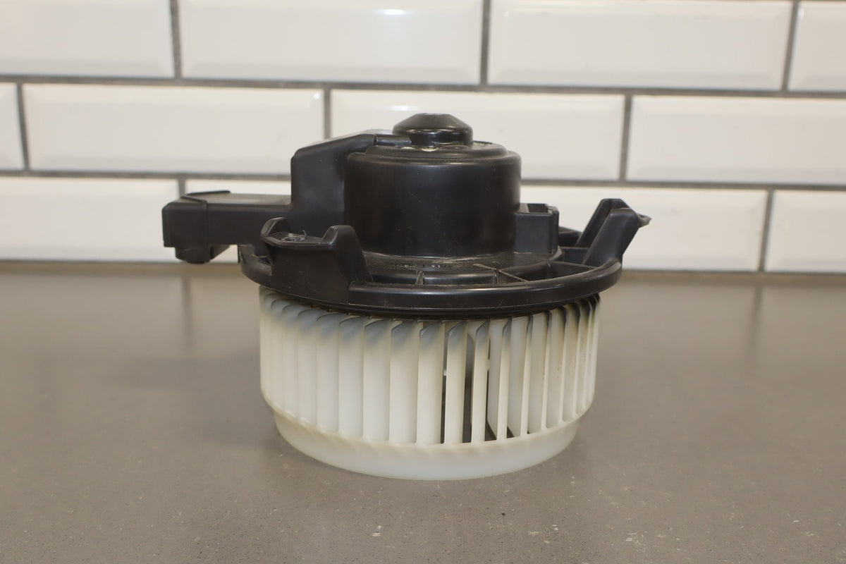 2003-2009 Toyota 4Runner Blower Motor OEM