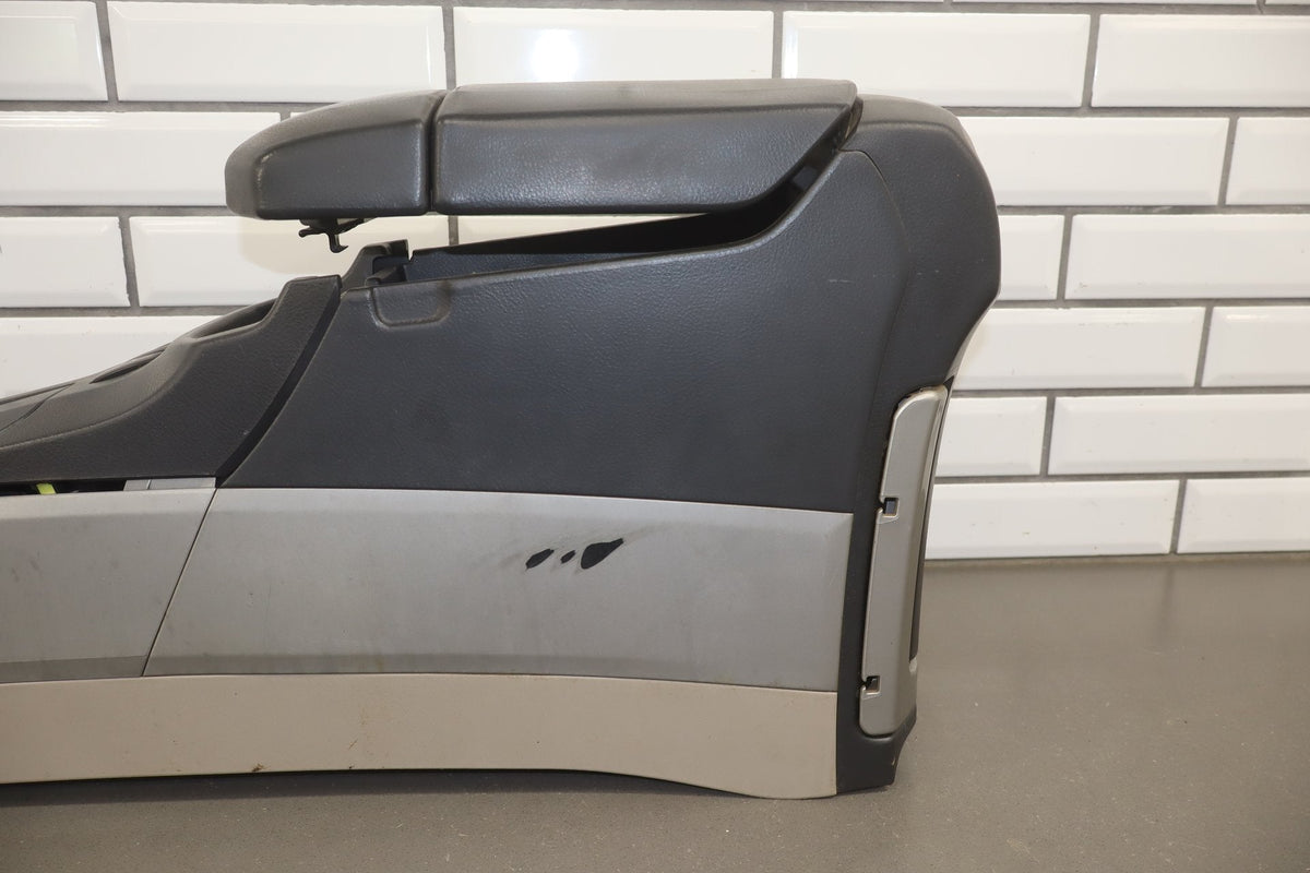 2003-2009 Toyota 4Runner Centre Console Taupe 42