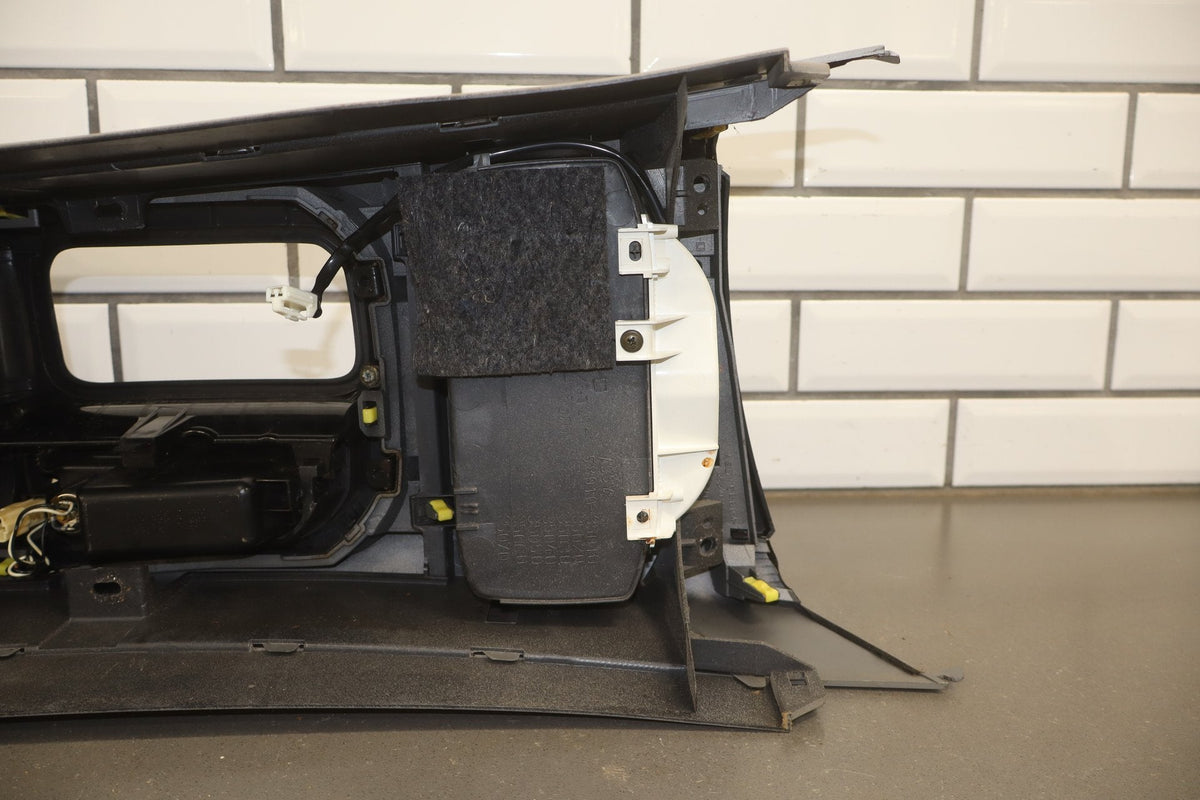 2003-2009 Toyota 4Runner Centre Console Taupe 42