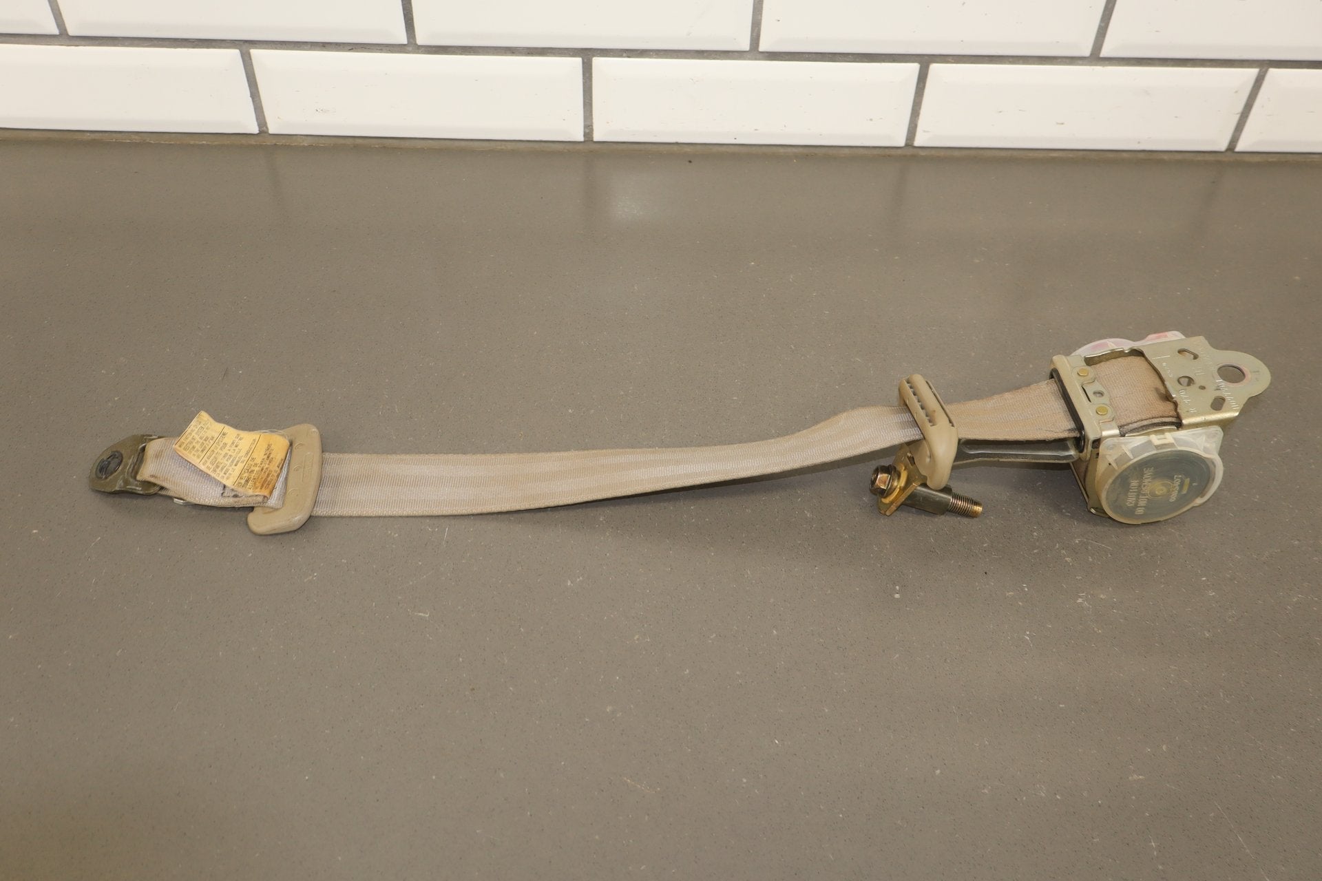 2003-2009 Toyota 4Runner N210- Left Rear Seat Belt