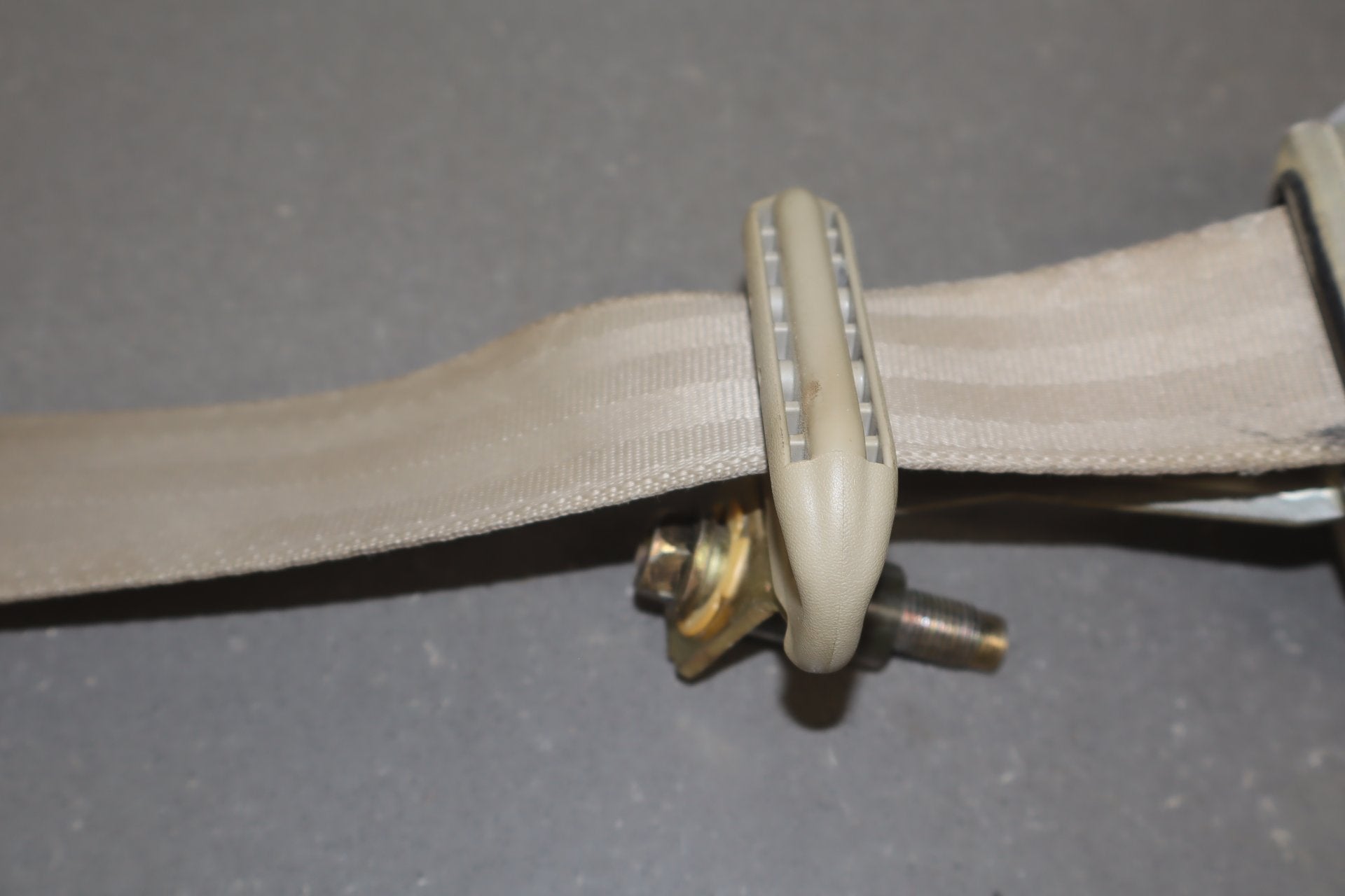 2003-2009 Toyota 4Runner N210- Left Rear Seat Belt