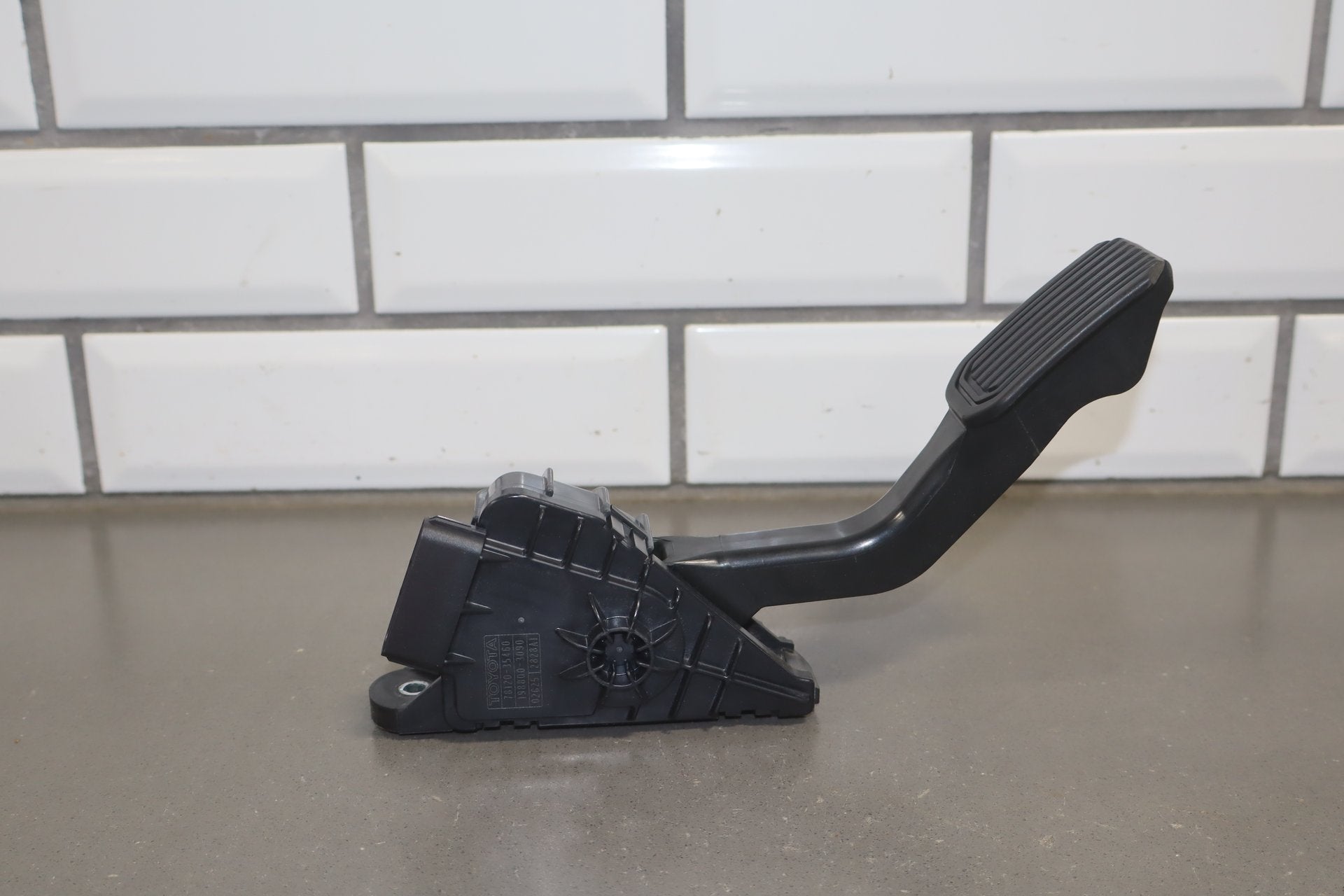 2003-2009 Toyota 4Runner N210- Pedals