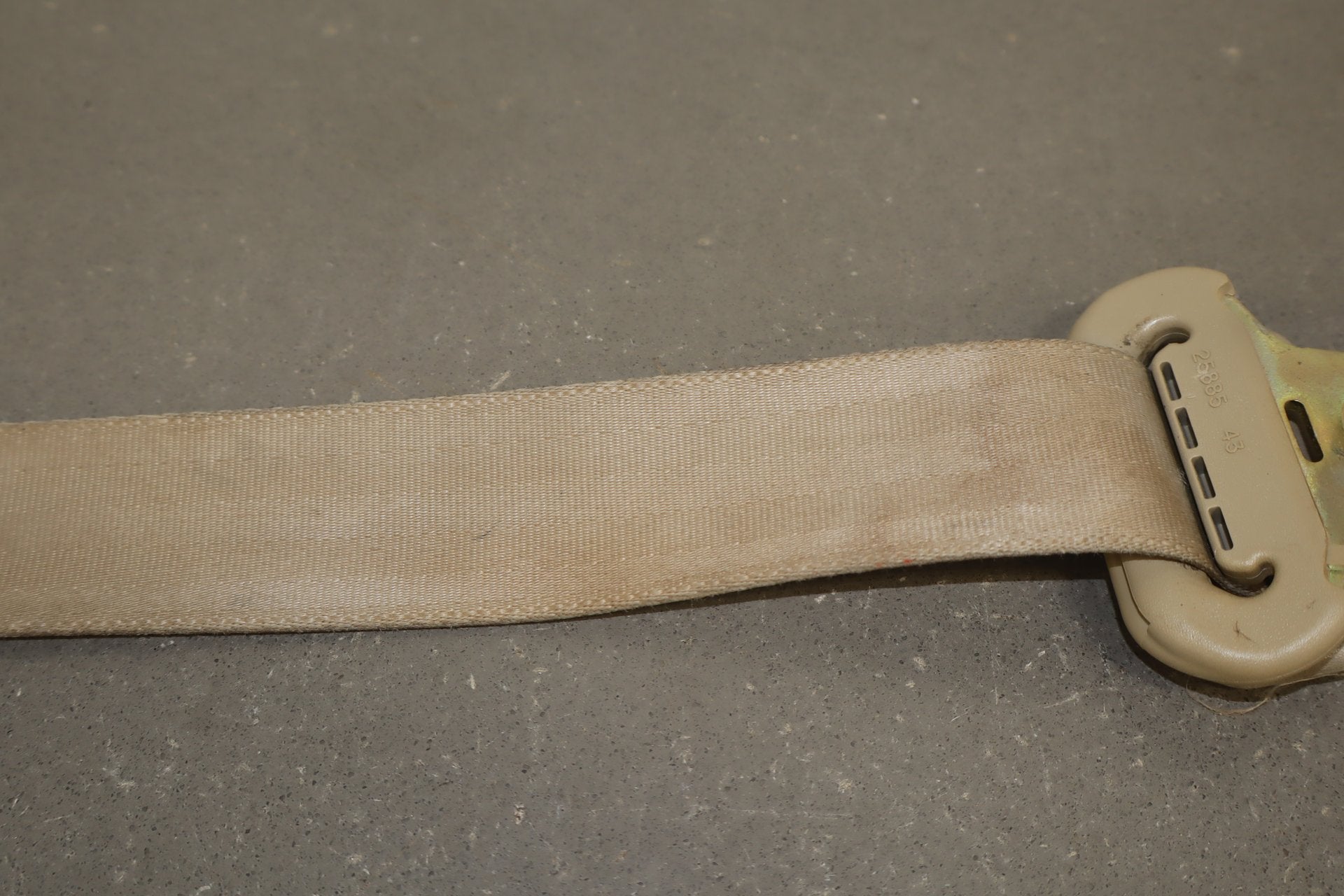 2003-2009 Toyota 4Runner N210- Right Rear Seat belt