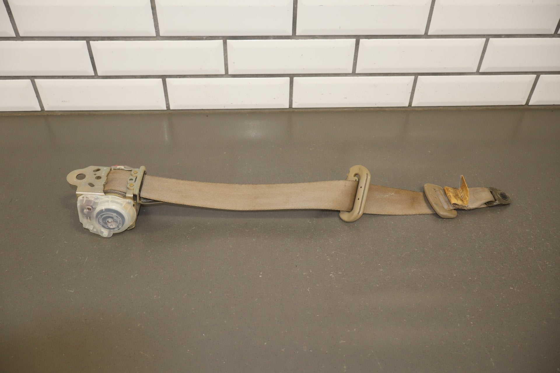 2003-2009 Toyota 4Runner N210- Right Rear Seat belt