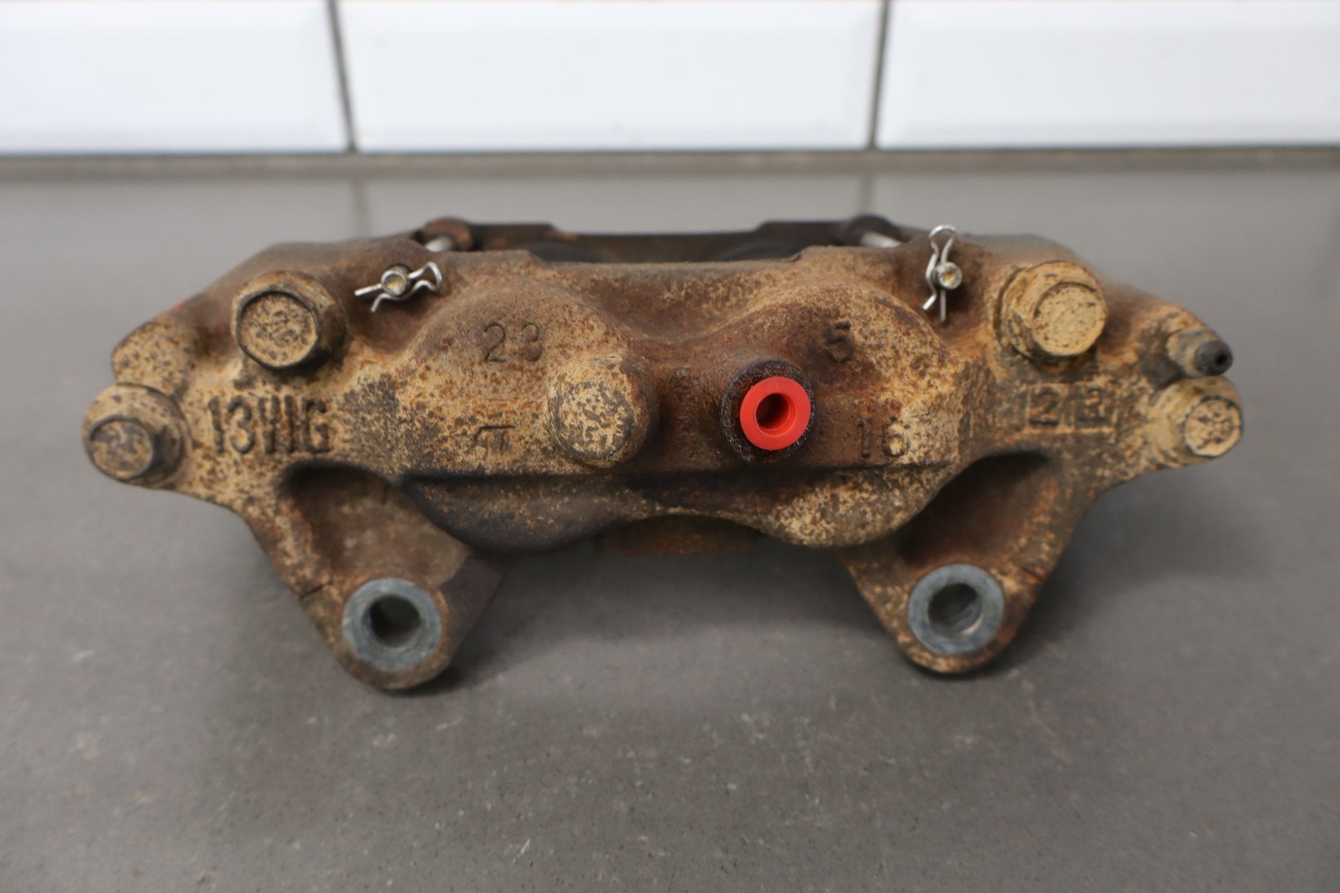 2003-2009 Toyota 4runner Pair- Front Calipers WG Casting
