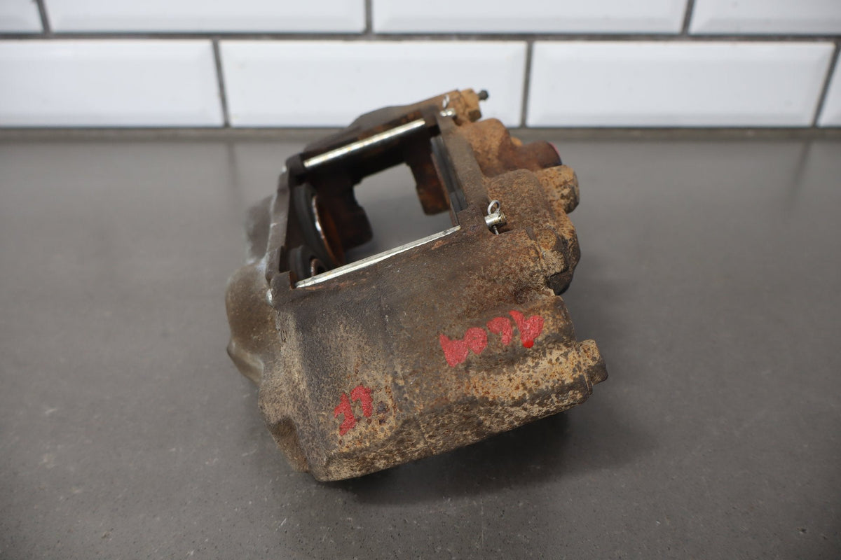 2003-2009 Toyota 4runner Pair- Front Calipers WG Casting
