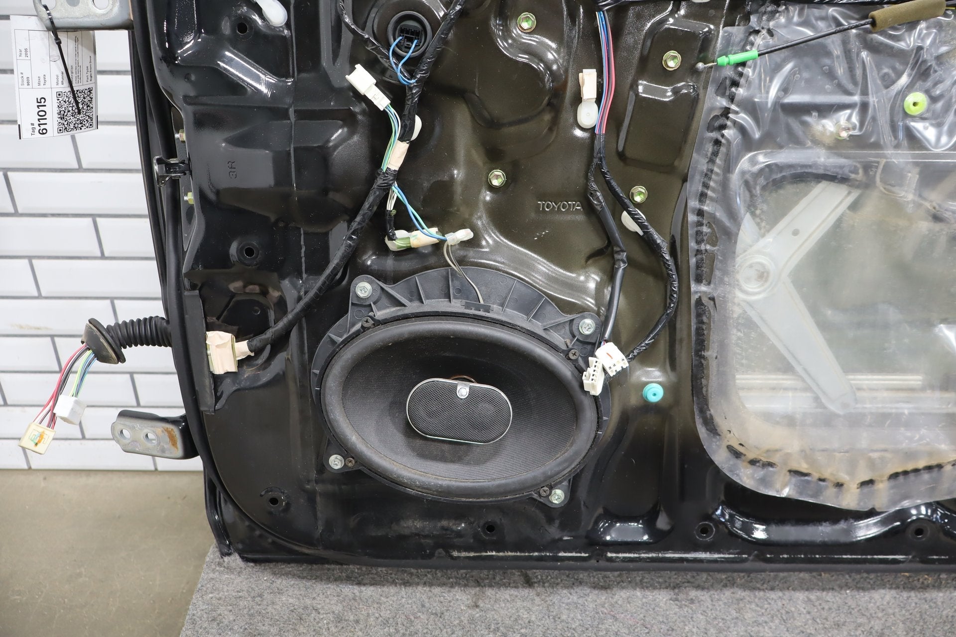 2003-2009 Toyota 4Runner Right Front Door Black 202