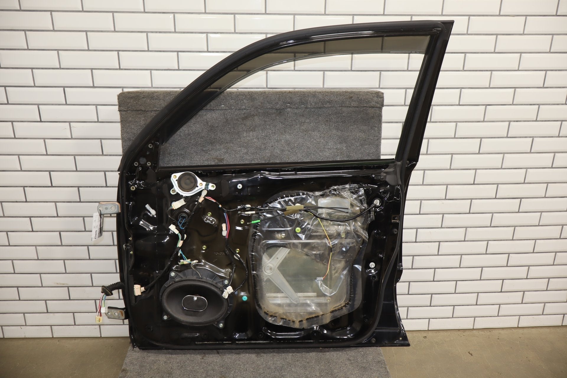 2003-2009 Toyota 4Runner Right Front Door Black 202