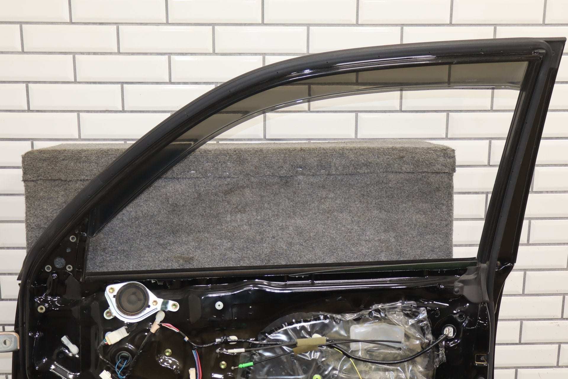 2003-2009 Toyota 4Runner Right Front Door Black 202