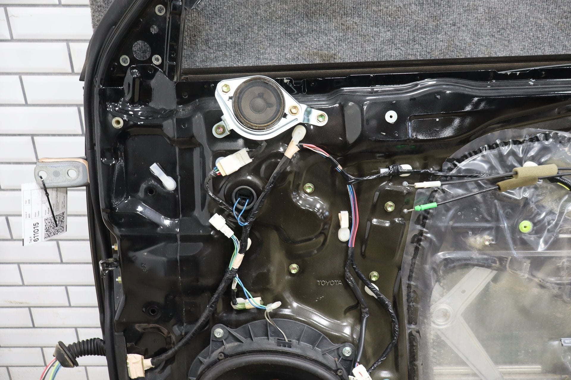 2003-2009 Toyota 4Runner Right Front Door Black 202