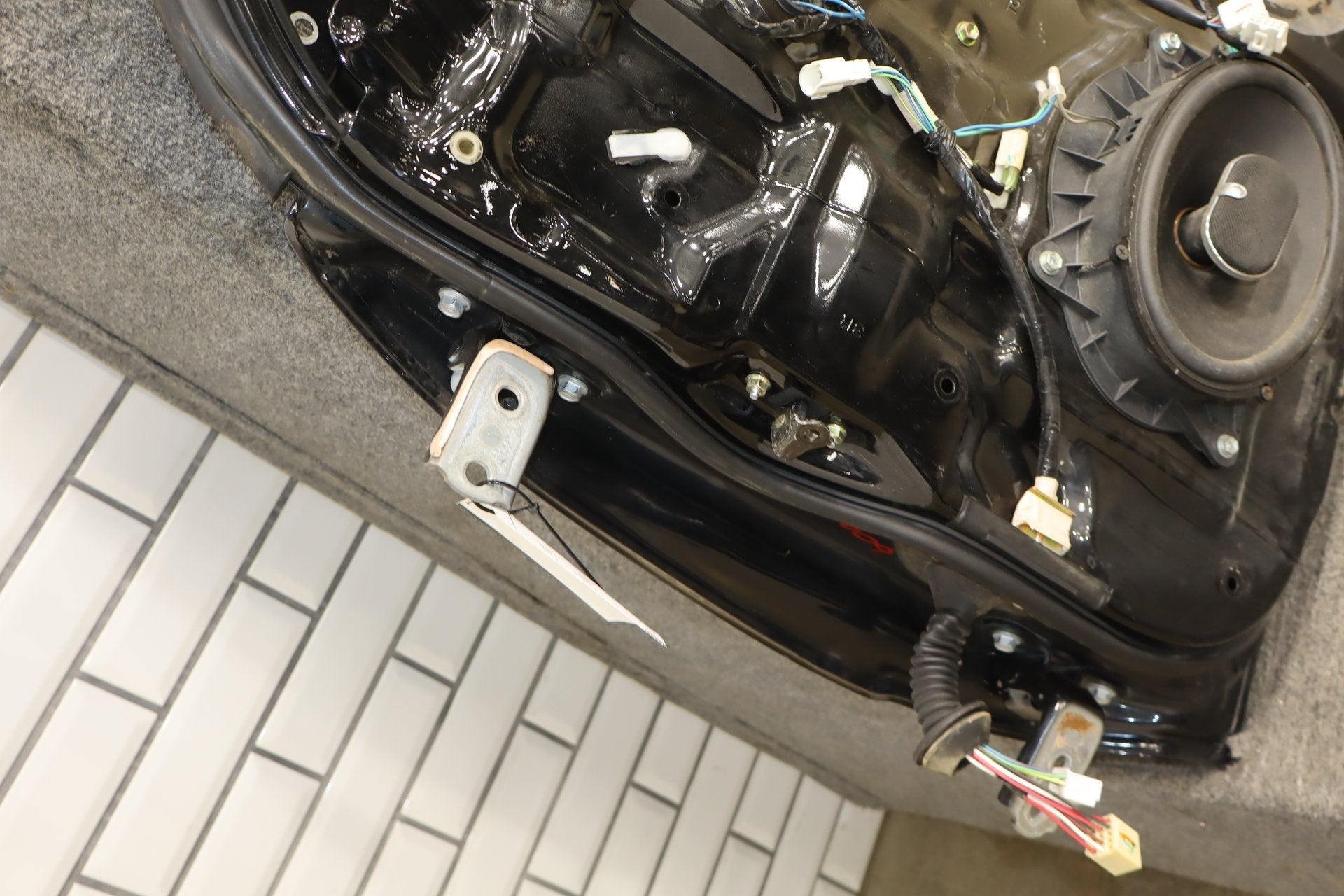 2003-2009 Toyota 4Runner Right Front Door Black 202