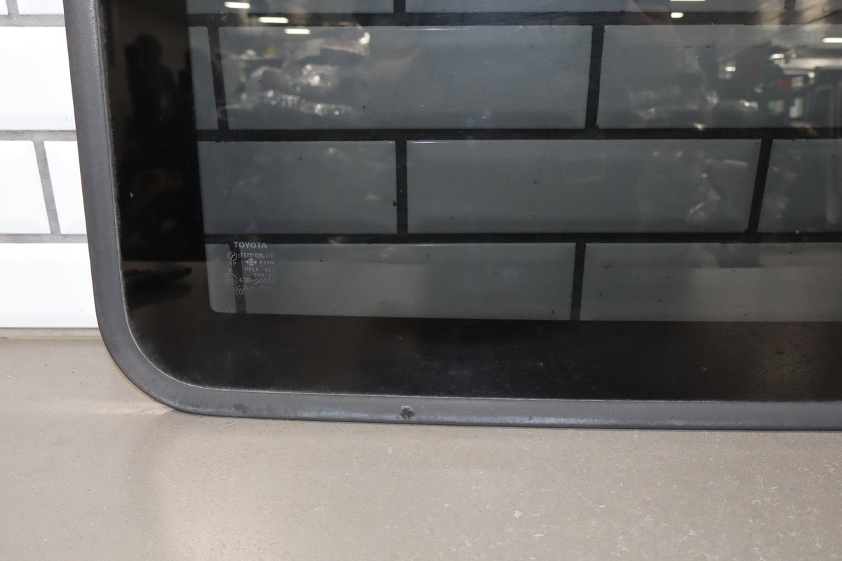 2003-2009 Toyota 4Runner Roof Glass OEM