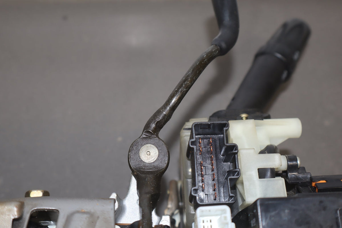2003-2009 Toyota 4Runner SR5 Steering Column