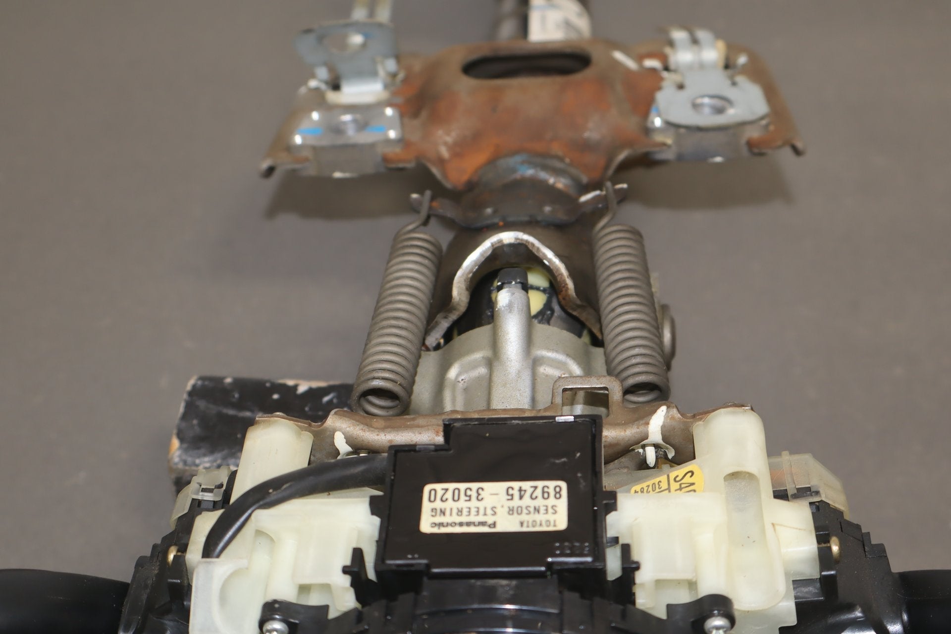 2003-2009 Toyota 4Runner SR5 Steering Column
