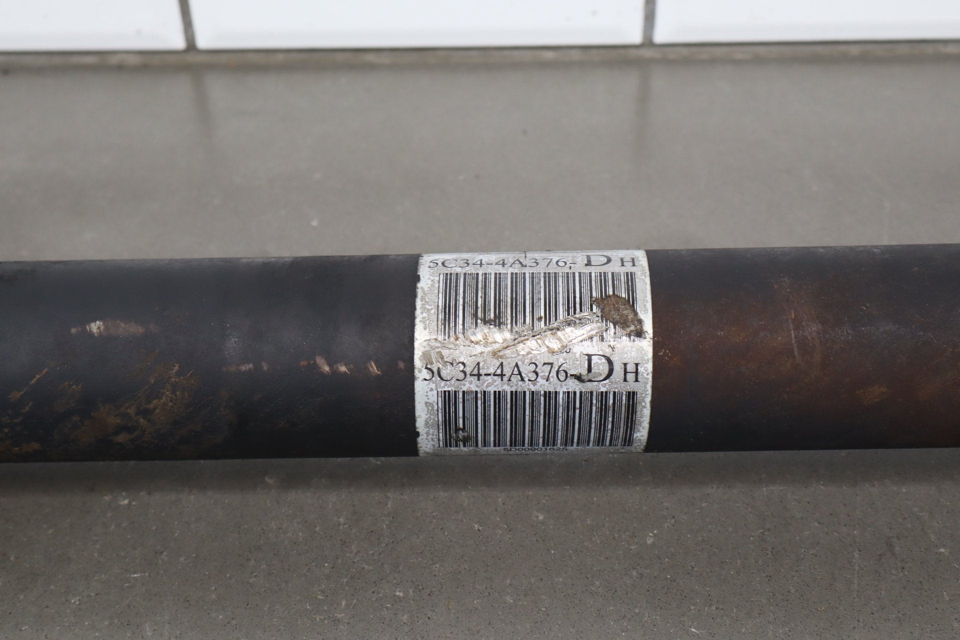 2003-2010 Ford F-250 Super Duty Front Drive Shaft 5C3Z4A376F OEM