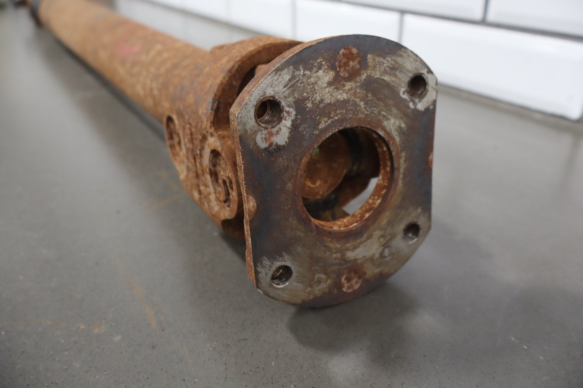 2003-2010 Ford F-250 Super Duty Front Drive Shaft 5C3Z4A376F OEM
