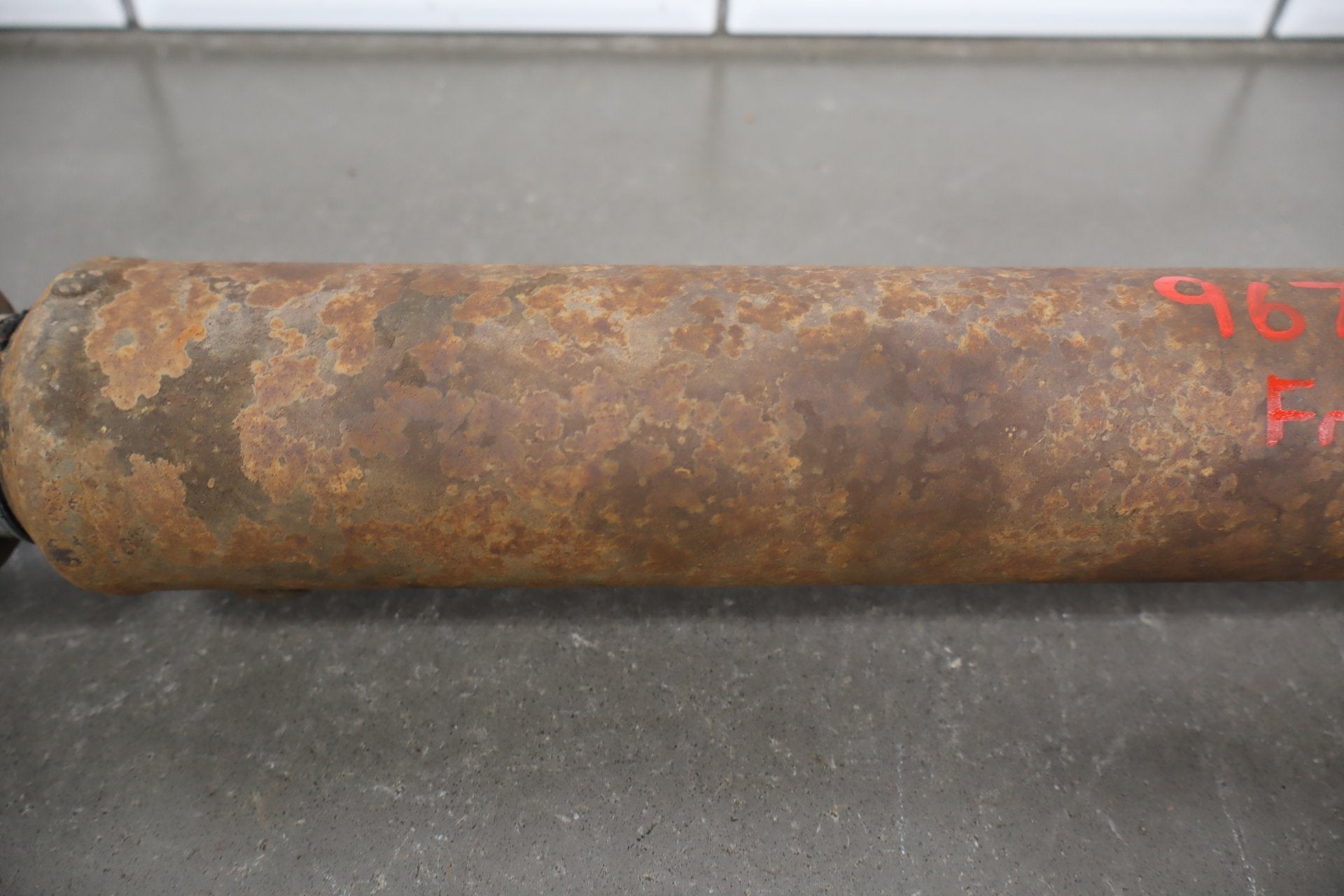 2003-2010 Ford F-350 Super Duty Front Drive Shaft 5C3Z4A376F OEM
