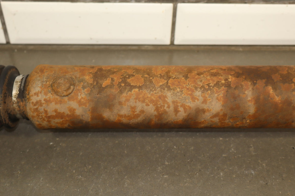 2003-2010 Ford F-350 Super Duty Front Drive Shaft 5C3Z4A376F OEM