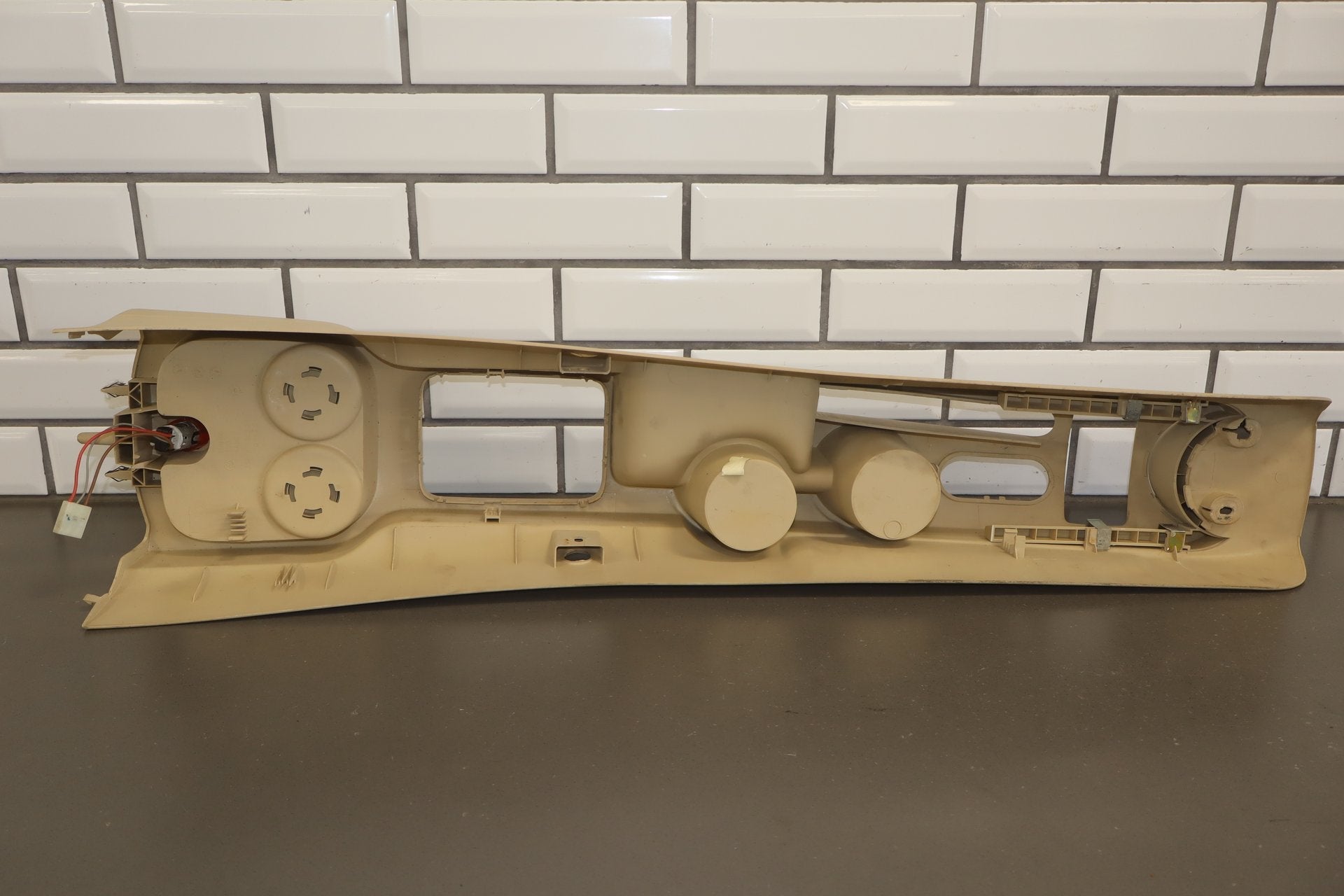 2003-2010 Volkswagen Beetle Centre Console Tan OEM