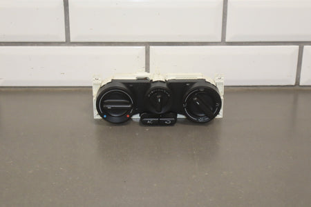 2003-2010 Volkswagen Beetle Climate Control OEM
