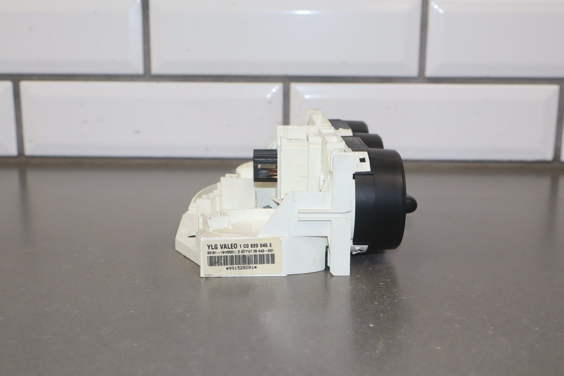 2003-2010 Volkswagen Beetle Climate Control OEM