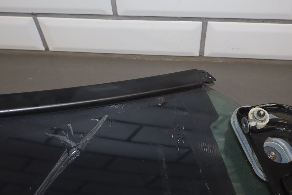 2003-2010 Volkswagen Beetle Convertible Left Quarter Window Glass/Regulator