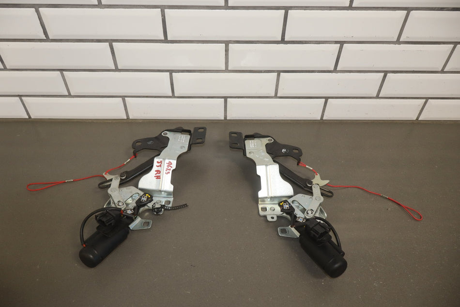 2003-2010 Volkswagen Beetle Convertible Lift Motor OEM Pair Left/Right
