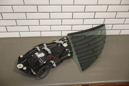 2003-2010 Volkswagen Beetle Convertible Right Quarter Window Glass/Regulator