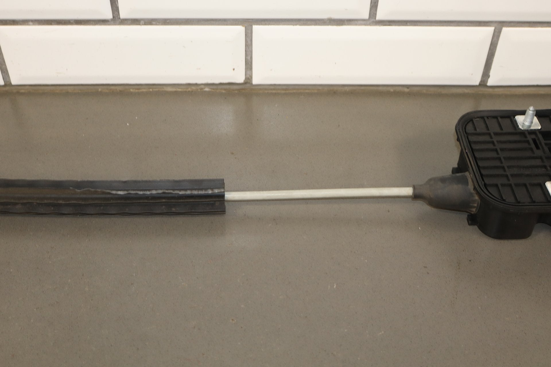 2003-2010 Volkswagen Beetle Floor Shifter OEM
