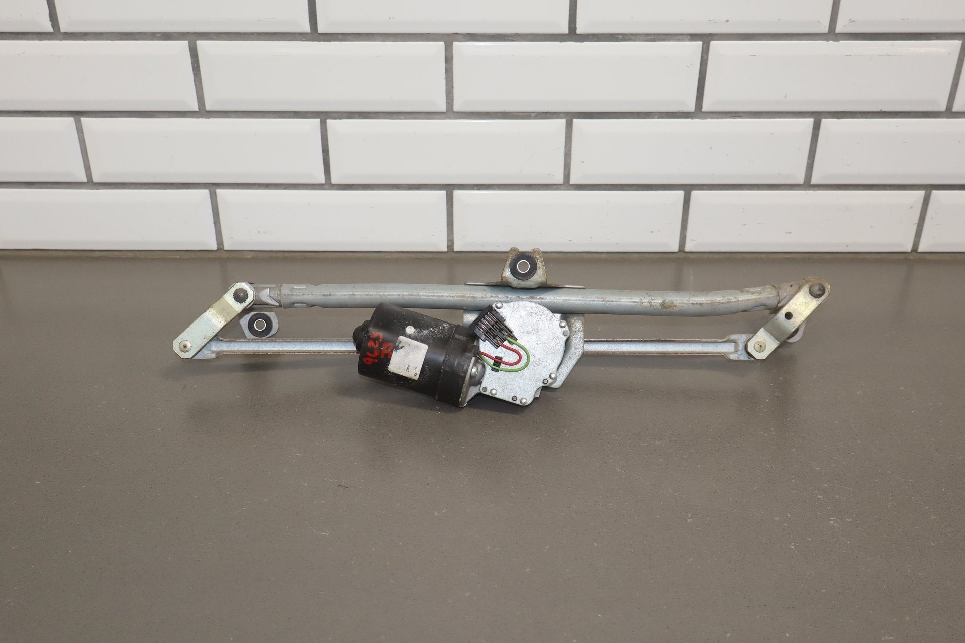 2003-2010 Volkswagen Beetle Front Wiper Motor OEM