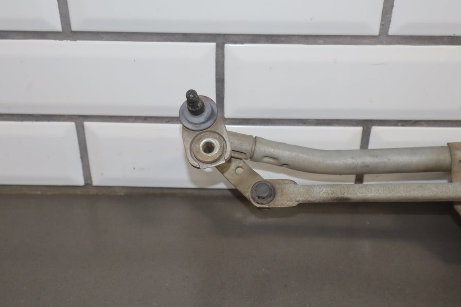 2003-2010 Volkswagen Beetle Front Wiper Motor OEM
