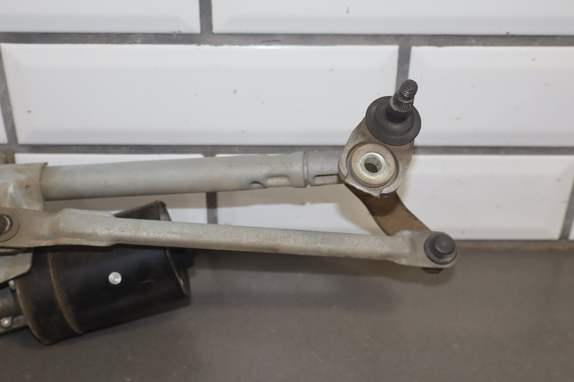 2003-2010 Volkswagen Beetle Front Wiper Motor OEM