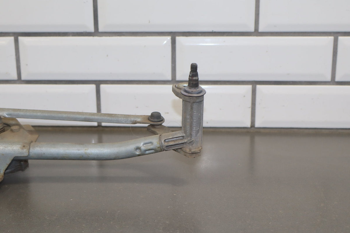 2003-2010 Volkswagen Beetle Front Wiper Motor OEM