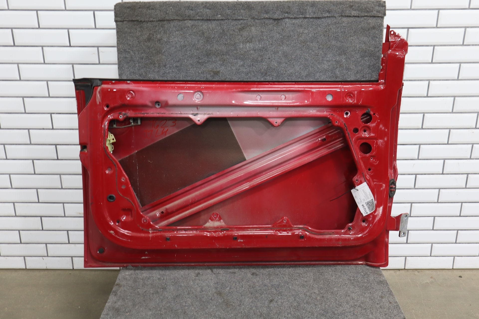 2003-2010 Volkswagen Beetle- Left Front Door