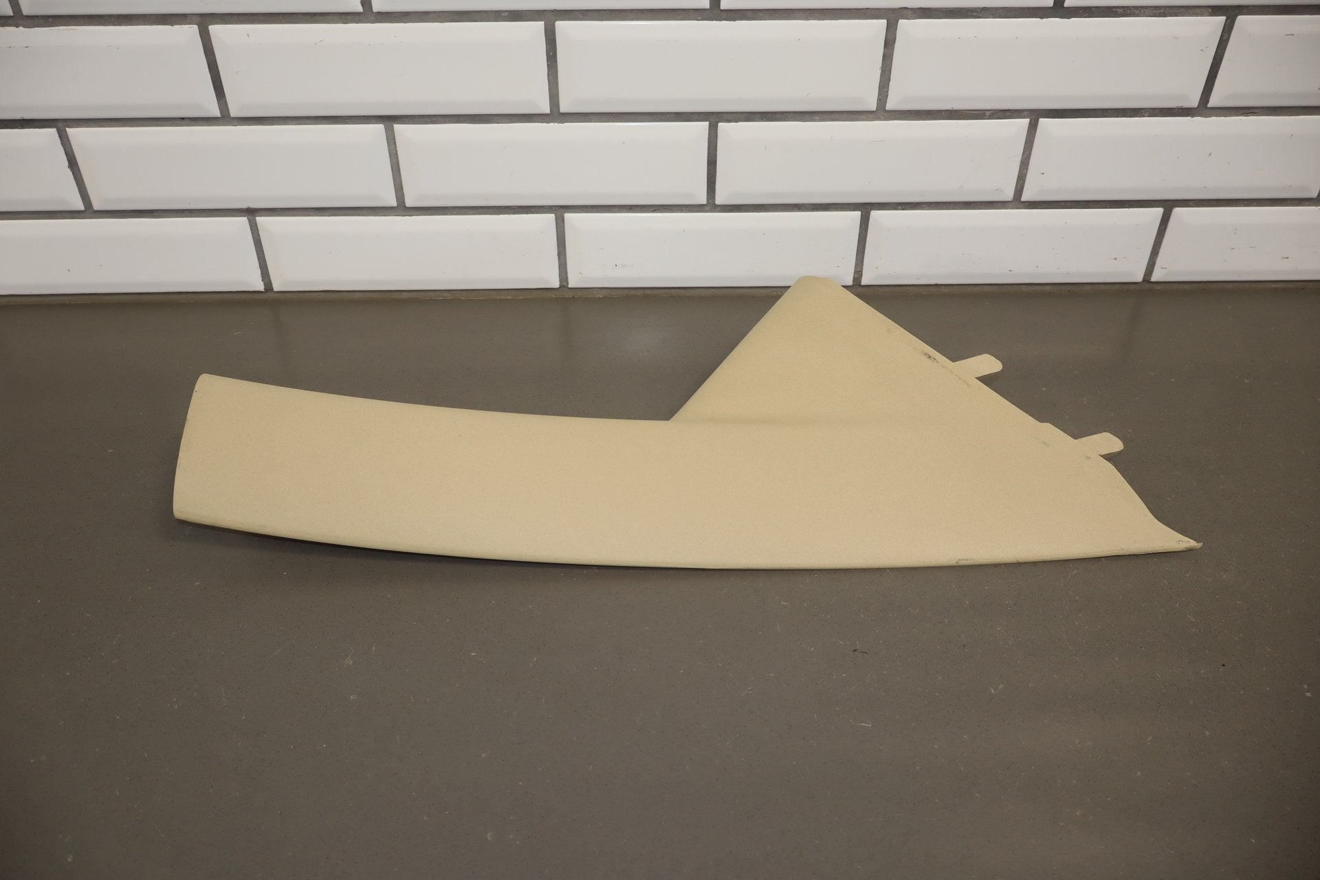 2003-2010 Volkswagen Beetle Pair A Pillar Trim Black LN