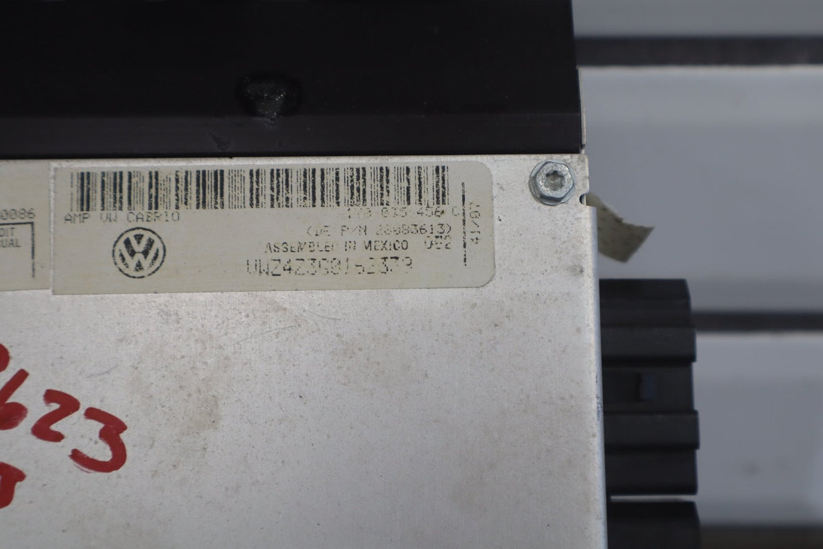 2003-2010 Volkswagen Beetle Radio Amplifier OEM Monsoon