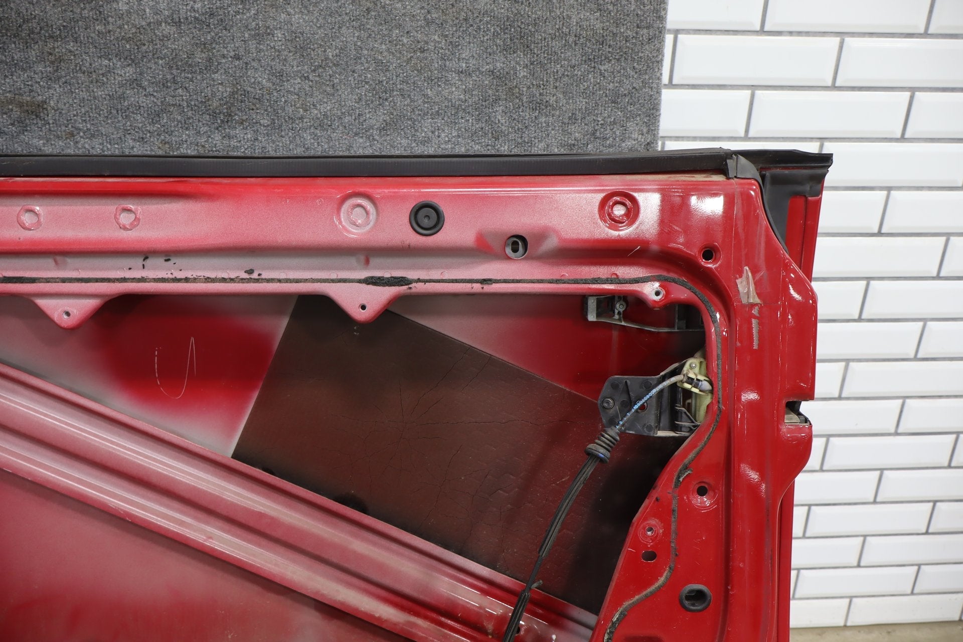2003-2010 Volkswagen Beetle- Right Front Door