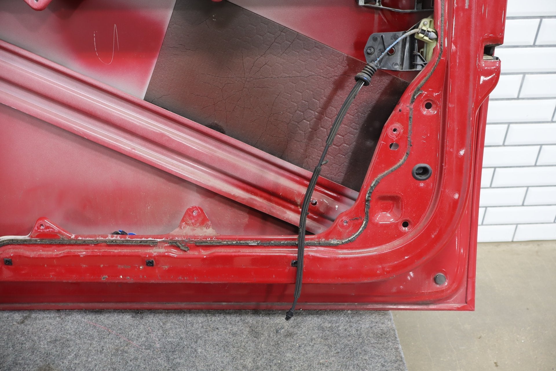 2003-2010 Volkswagen Beetle- Right Front Door