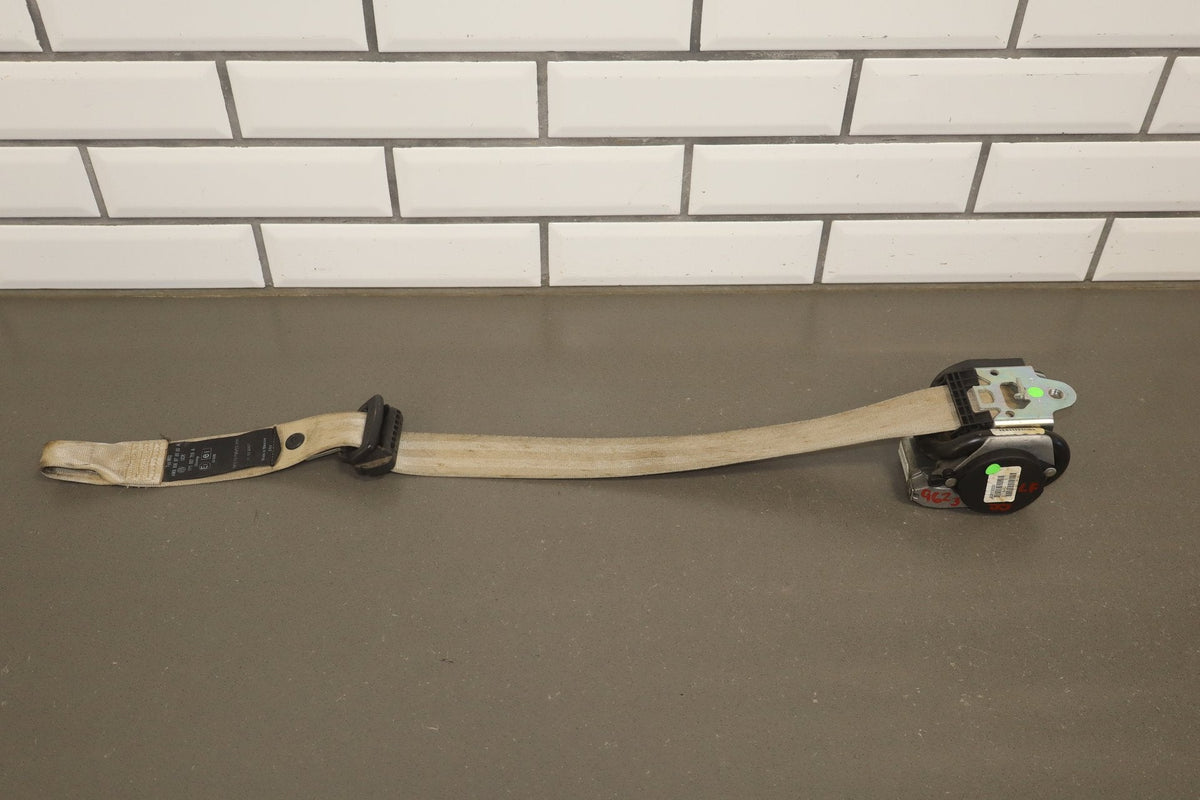 2003-2010 Volkswagen Beetle SE Left Front Seat Belt Black LN