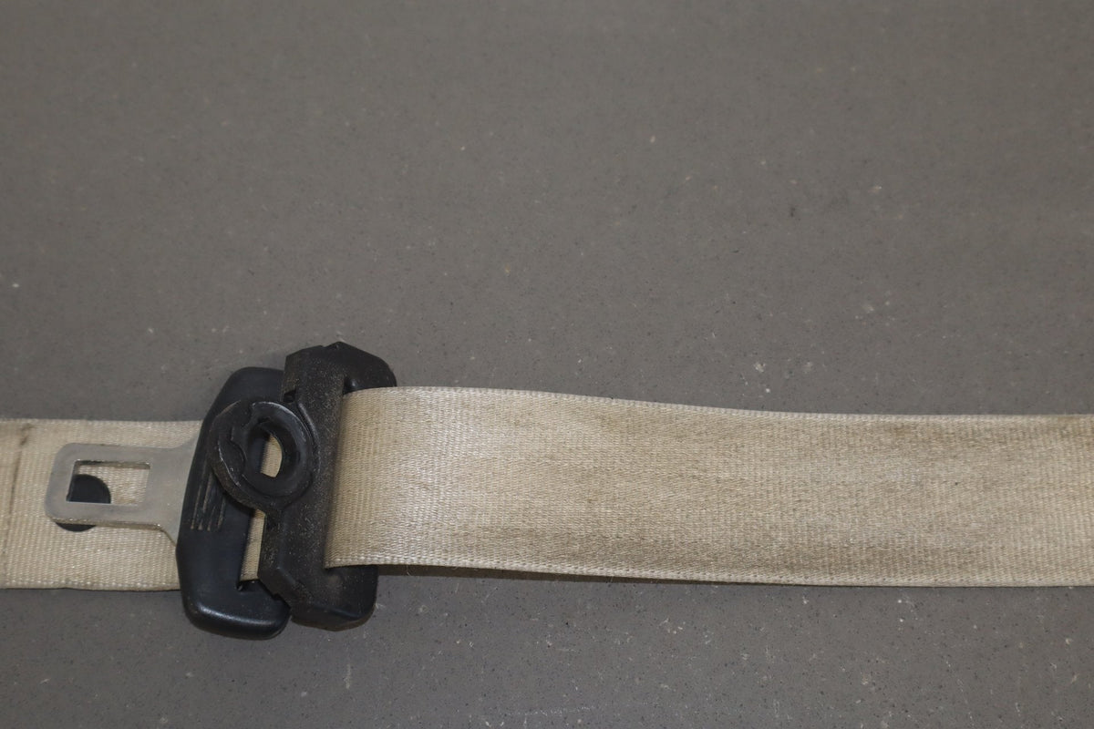2003-2010 Volkswagen Beetle SE Left Front Seat Belt Black LN