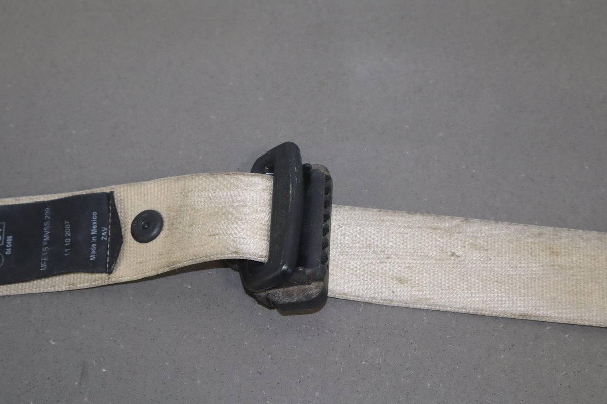 2003-2010 Volkswagen Beetle SE Left Front Seat Belt Black LN